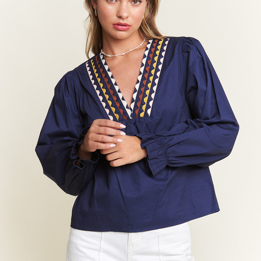 
                      
                        Color Trim Top
                      
                    