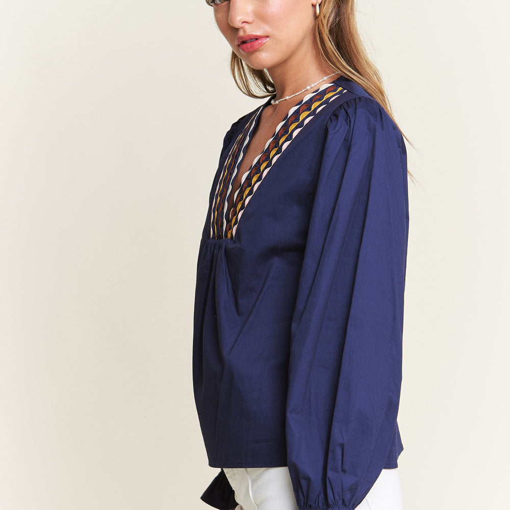 
                      
                        Color Trim Top
                      
                    