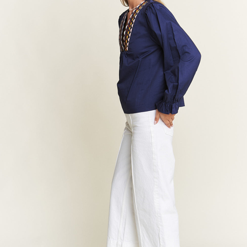 
                      
                        Color Trim Top
                      
                    