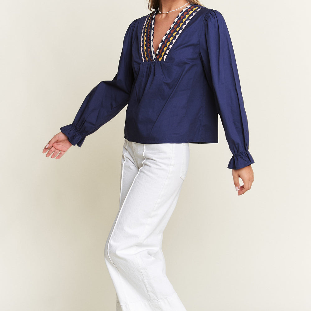 
                      
                        Color Trim Top
                      
                    