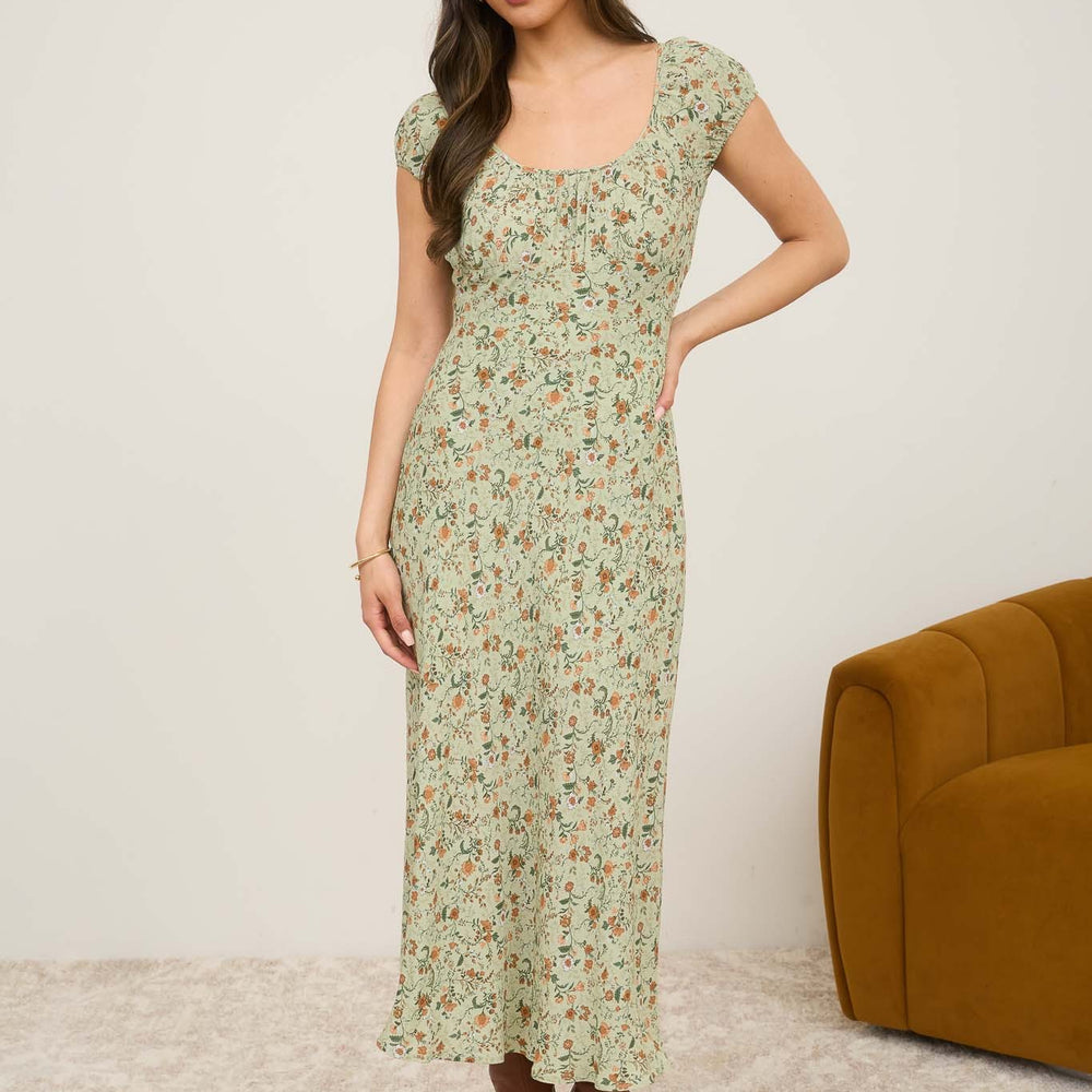 
                      
                        Floral Scoop Neck Ruched Short Sleeve Midi Dress
                      
                    