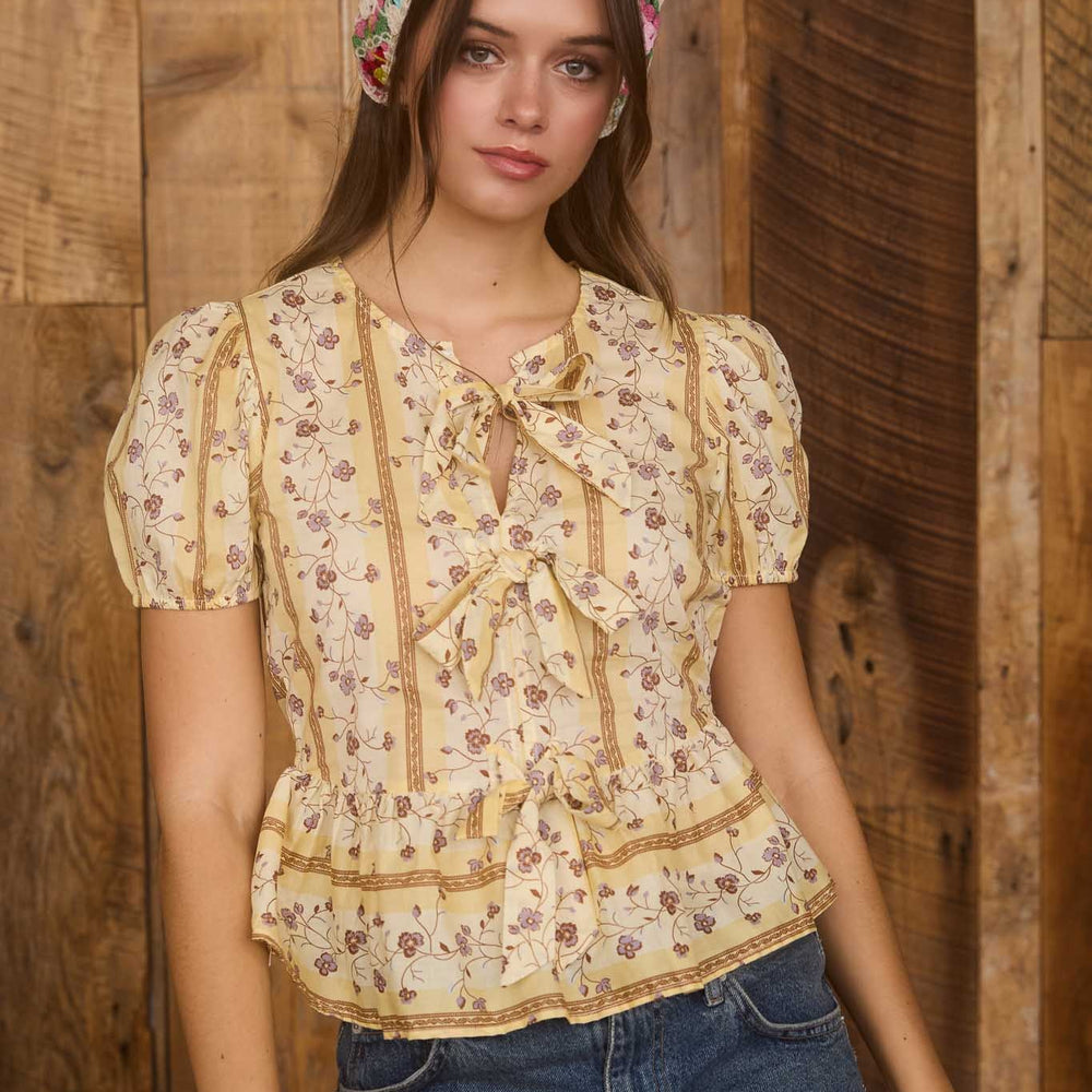 
                      
                        Floral Stripe Pattern Front Tie Puff Sleeve Blouse
                      
                    