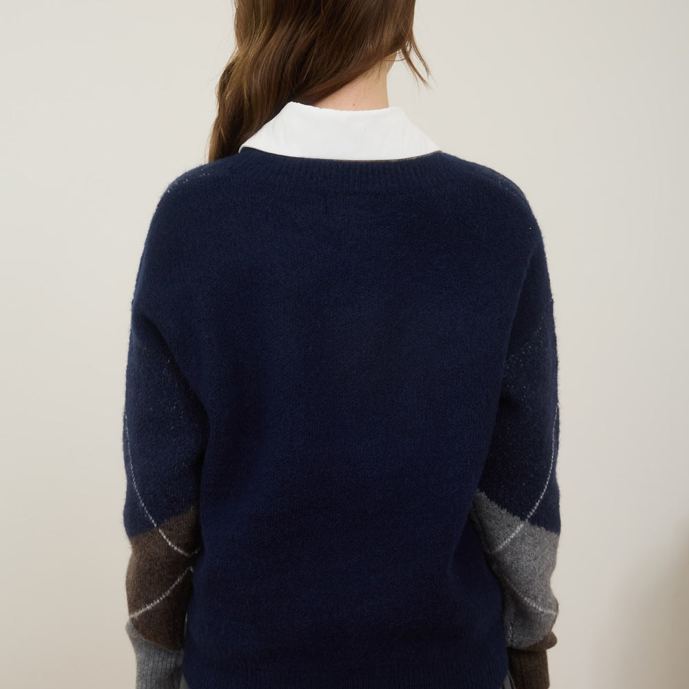 
                      
                        Argyle V Neck Long Sleeve Pullover Sweater
                      
                    