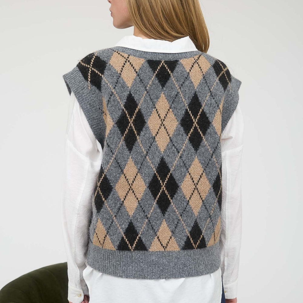 
                      
                        Argyle V Neck Sleeveless Knit Pullover Vest
                      
                    
