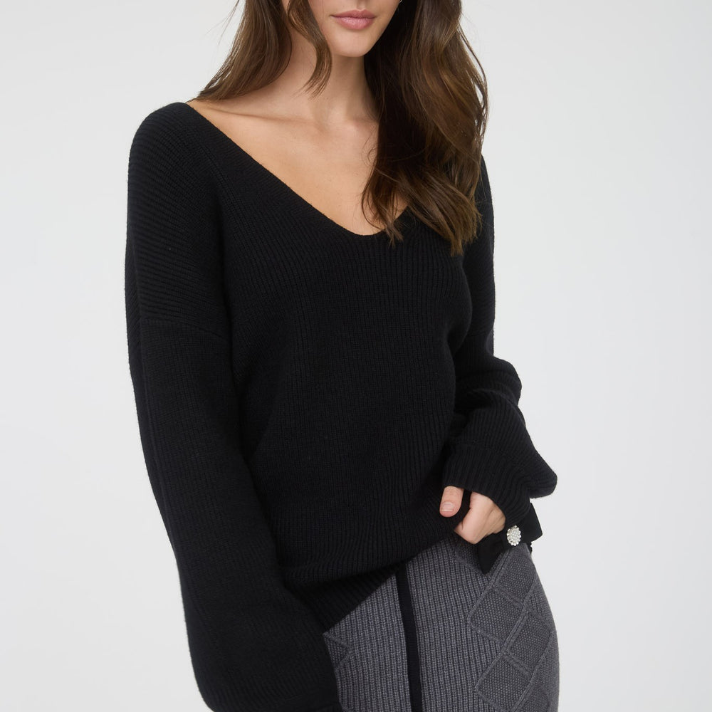 V Neck Drop Shoulder Back Bow Tie Detail Sweater