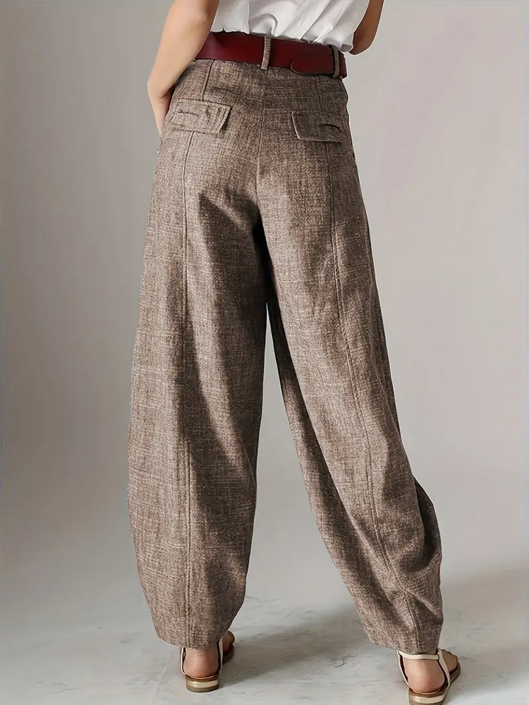 
                      
                        Vintage-Inspired Solid Color Casual Carrot Pants
                      
                    